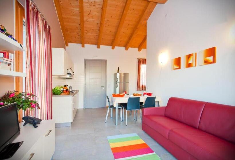 带2个卧室的公寓, Villaggio Laguna Blu