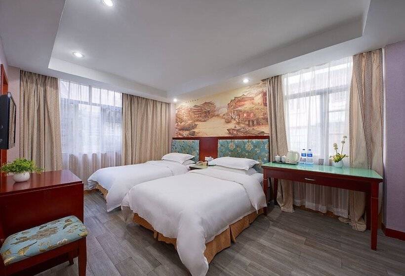 Номер Комфорт, Kaiserdom Hotel China Plaza