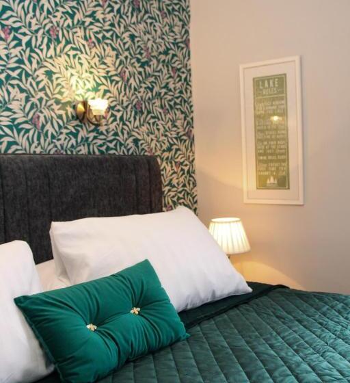 اتاق استاندارد, Cambridge House Room Only Accommodation For Adults