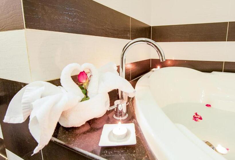 اتاق لوکس با چشم‌انداز باغ, Famiana Resort & Spa   Complimentary Airport Shuttle