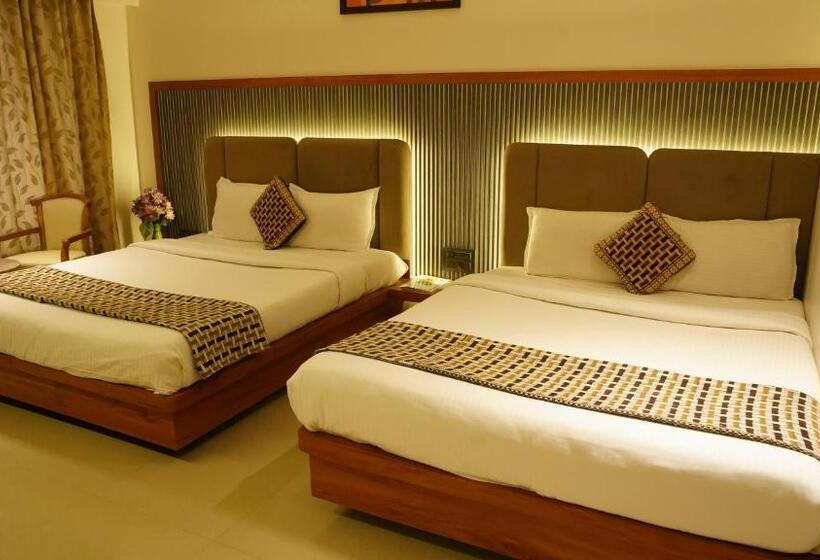 Четырехместный Номер Стандарт, Ganpati Palace Shirdi Newly Renovated