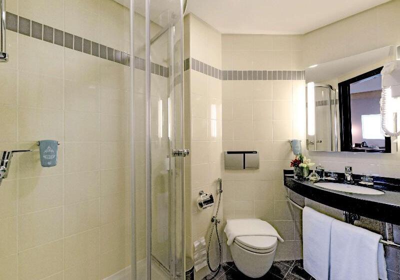 جناح, Ibis Seef Manama