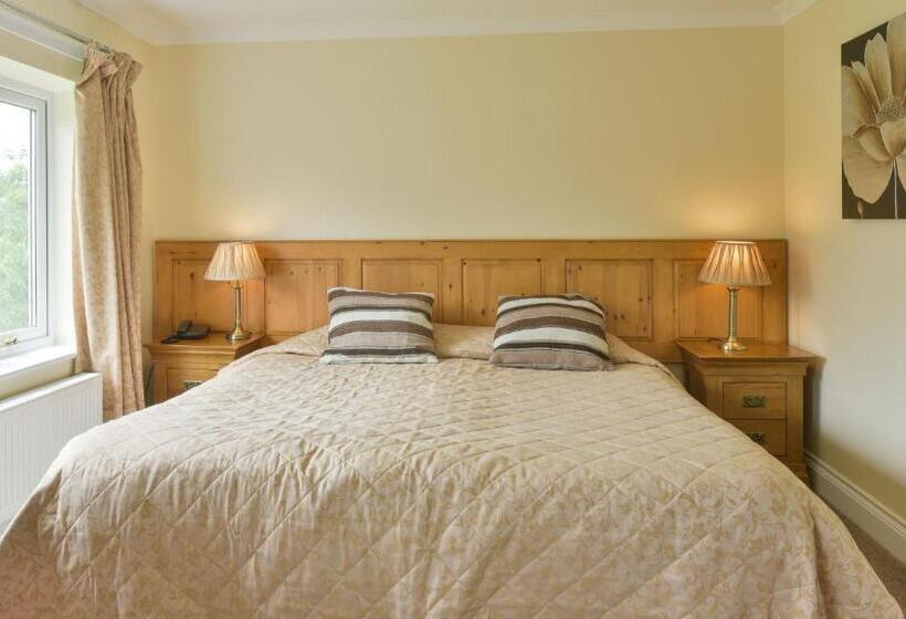 اتاق سوپریور, Edenhall Country