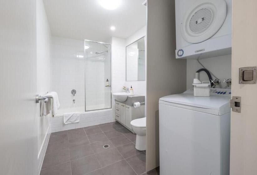 Апартаменты 2 Спальни, Aligned Corporate Residences Mackay