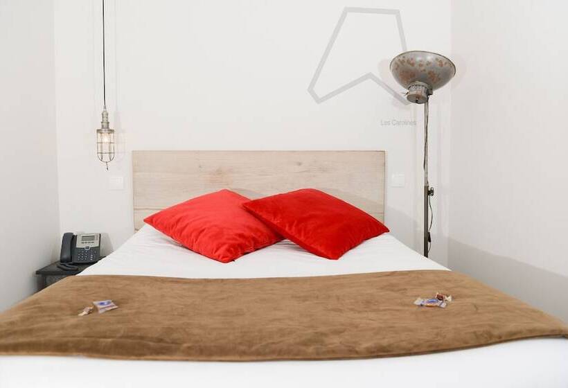 Quarto Estandar Interior, Ar Iniz