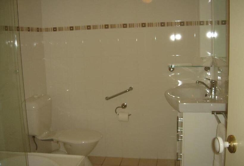 バルコニー付２ベッドルームアパートメント, Le Lavandou Apartments