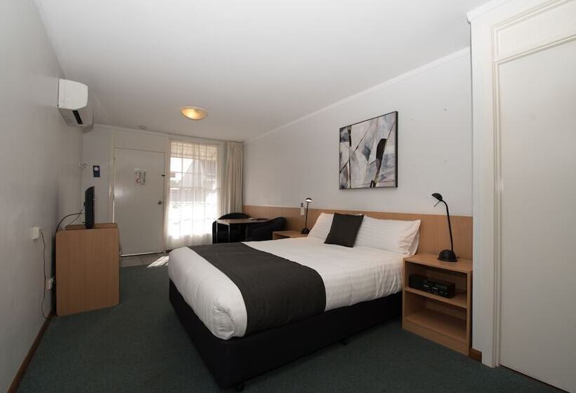 디럭스 룸, Barclay Motor Inn