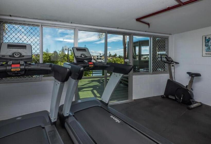 2 Bedrooms Apartment City View, Surfers Hawaiian Holiday Apartments