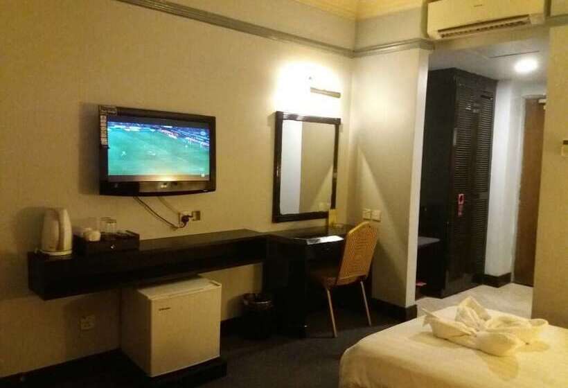 חדר סופריור, Deleeton