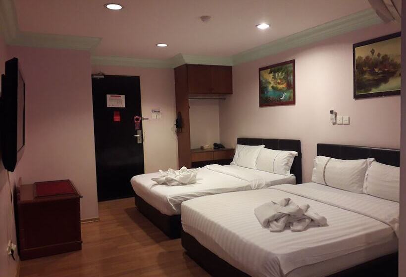 חדר משפחתי, Deleeton