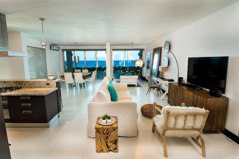 Люкс Вид на Море, The Ocean Club, A Luxury Collection Resort, Costa Norte
