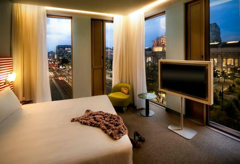 سوییت جونیور, Glam Milano