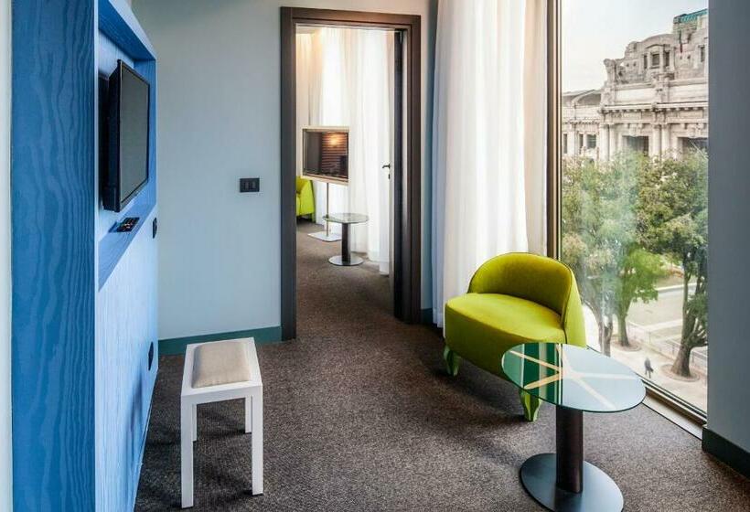سوییت جونیور, Glam Milano