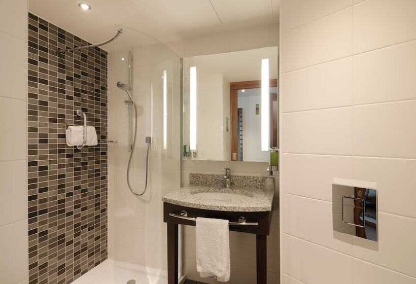 اتاق استاندارد, Hampton By Hilton Frankfurt City Centre