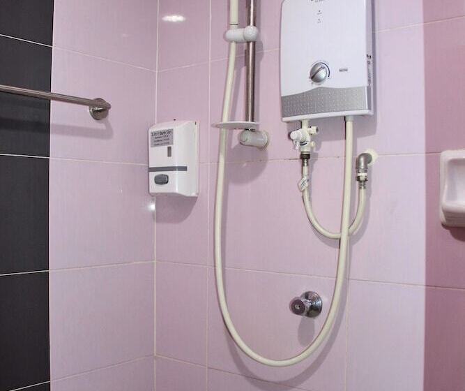 Семейный Номер, Sun Inns Hotel Cheras