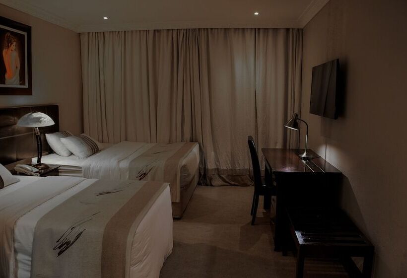 Трехместный Номер Deluxe, Zawadi House Lodge