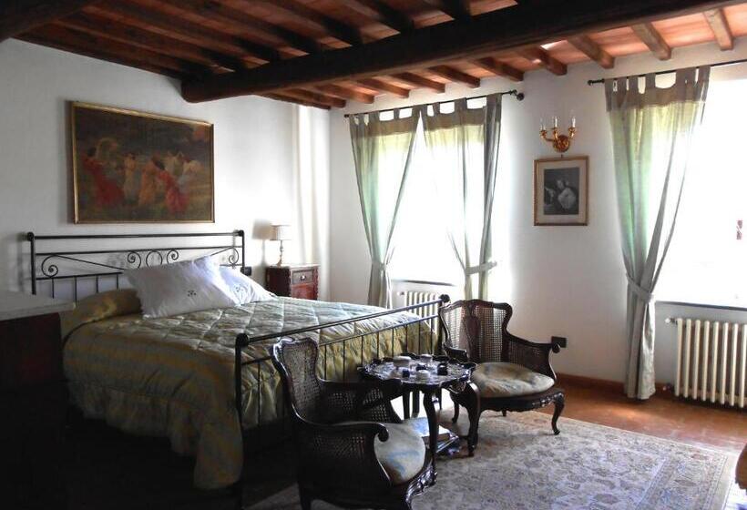 اتاق سه‌نفرۀ استاندارد با سرویس بهداشتی بیرون از اتاق, La Pieve Di Sant Andrea