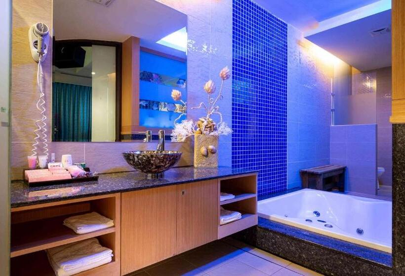 اتاق لوکس, Only Love Motel