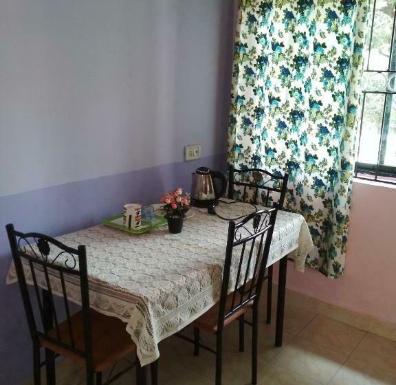 اتاق لوکس, Noel Guest House