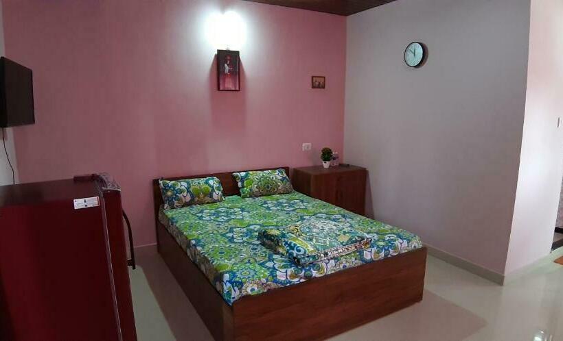 اتاق لوکس با بالکن, Noel Guest House