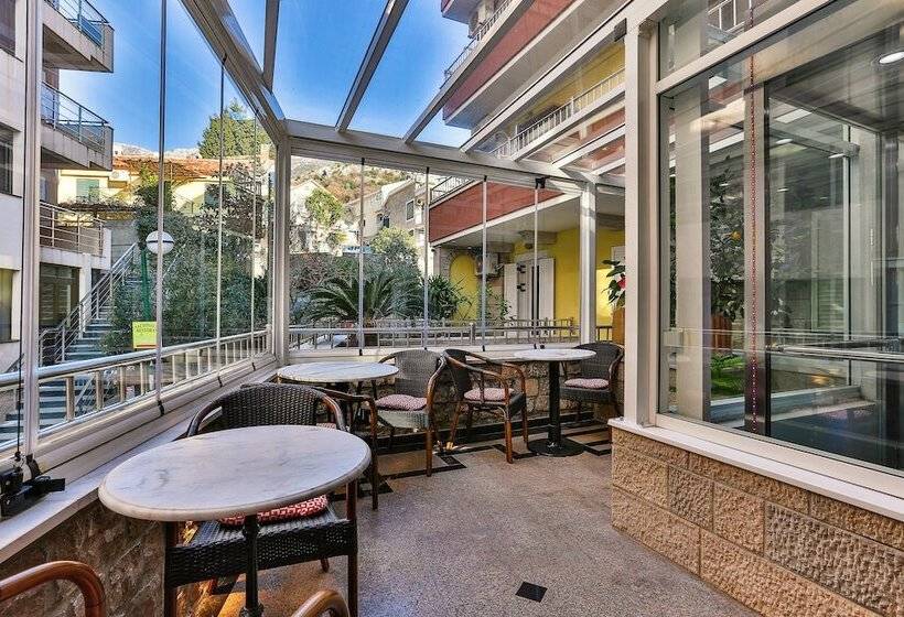 Economy Triple Room, Apartmani Luka   Vila Brzulovic