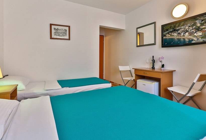 Economy Triple Room, Apartmani Luka   Vila Brzulovic