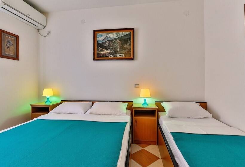 Economy Triple Room, Apartmani Luka   Vila Brzulovic