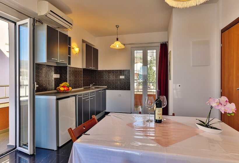 آپارتمان 1 خوابه, Apartmani Luka   Vila Brzulovic
