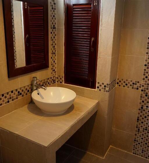 Suite Deluxe 2 Quartos, Hathai House