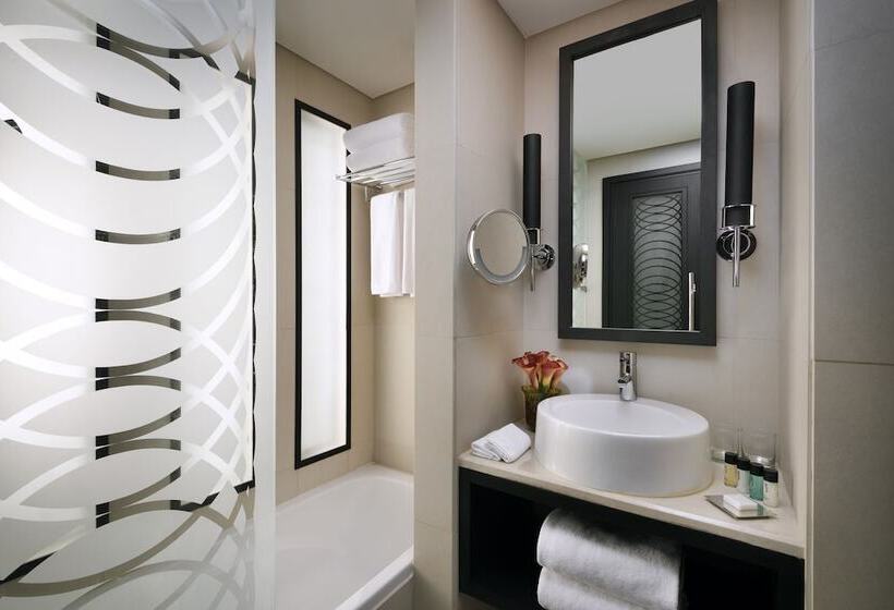 高级客房, Voco   Riyadh, An Ihg Hotel   فندق فوكو الرياض, احدى فنادق مجموعة إنتركونتيننتال