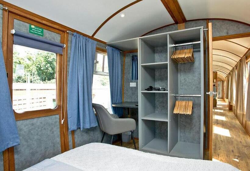 Дом 3 Спальни, Brunel Boutique Holiday Park