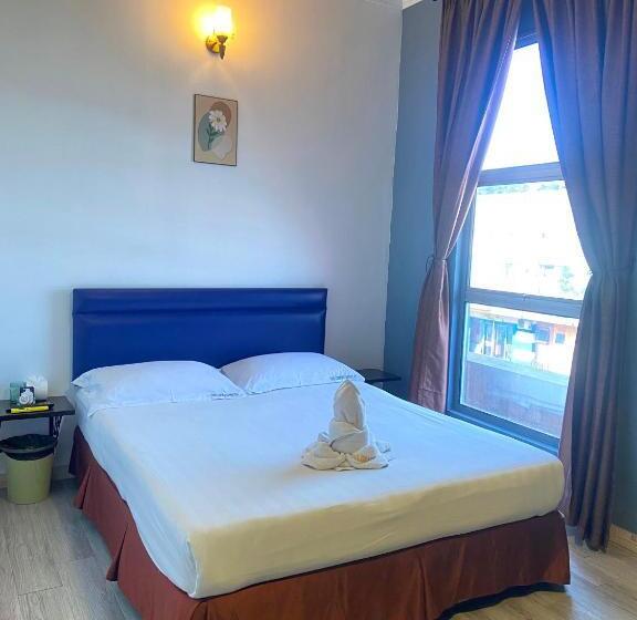 Номер Deluxe, The Grand Hotel 2
