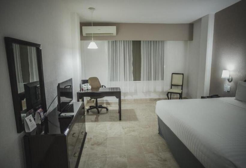 キングサイズベッドのスタンダードルーム, Best Western Plus Tuxtepec