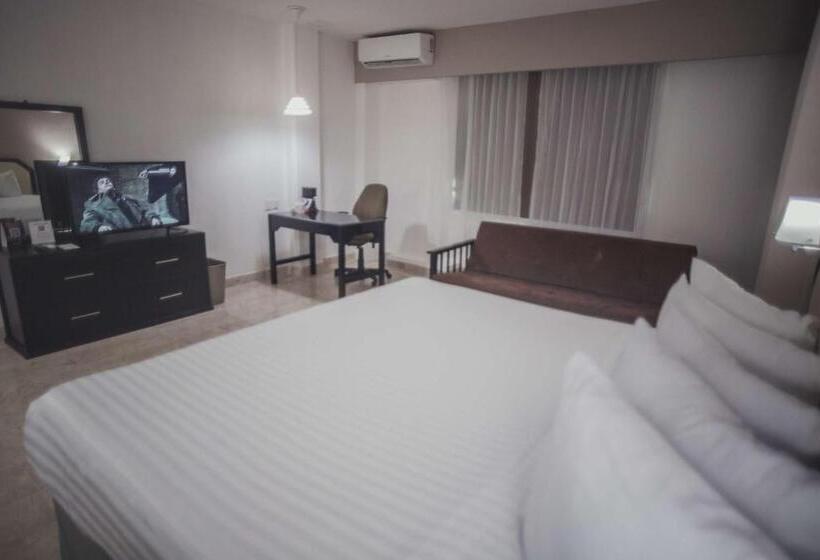 キングサイズベッドのスタンダードルーム, Best Western Plus Tuxtepec