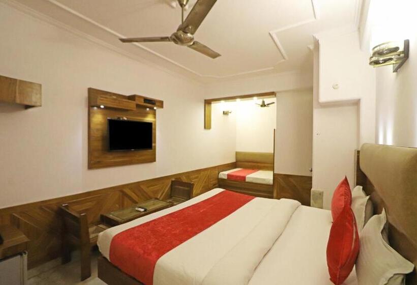 اتاق خانوادگی, Cottage Yes Please   New Delhi