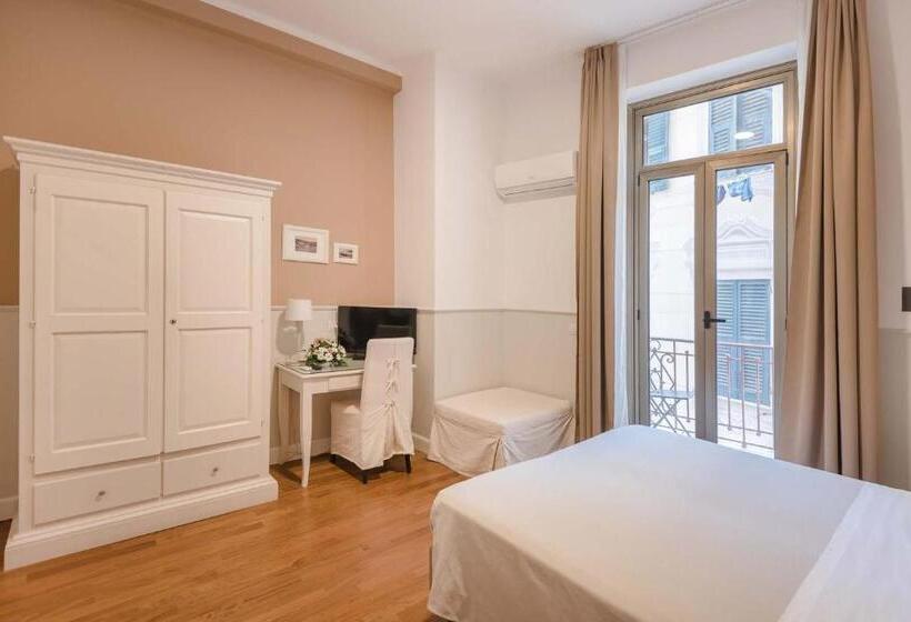 Habitación Estándar con Balcón, Miramare
