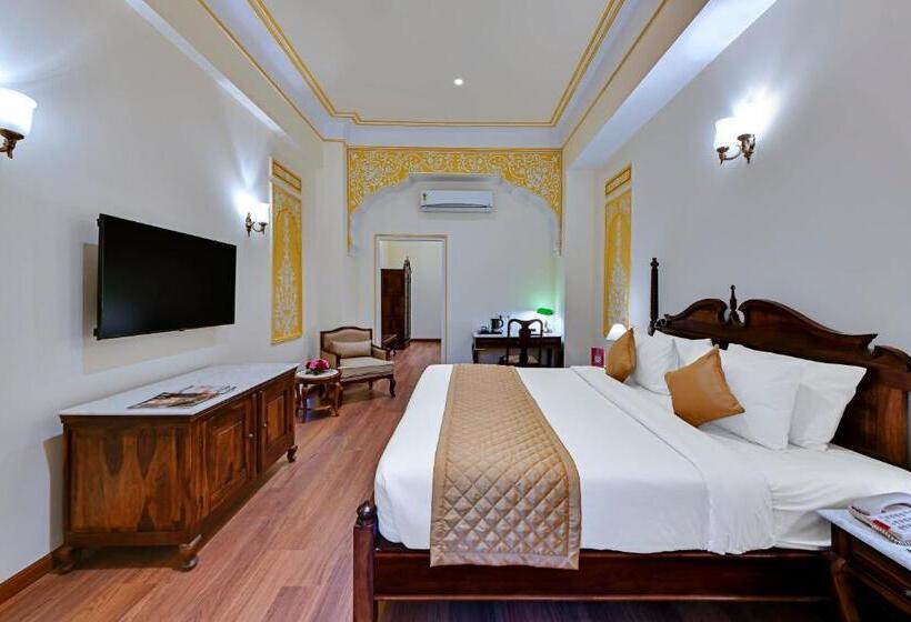 اتاق لوکس, Welcomheritage Ramgarh
