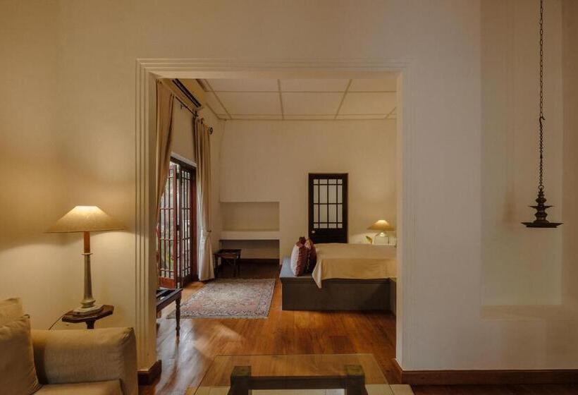 Люкс Премиум, Havelock Place Bungalow