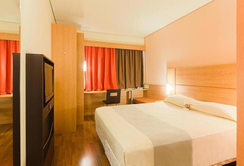 스탠다드 룸, Ibis Canoas Shopping