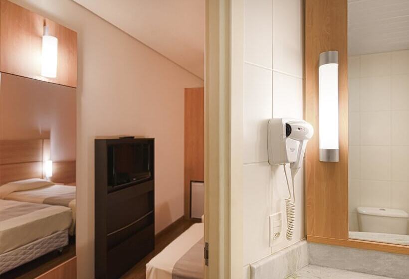 스탠다드 룸, Ibis Canoas Shopping