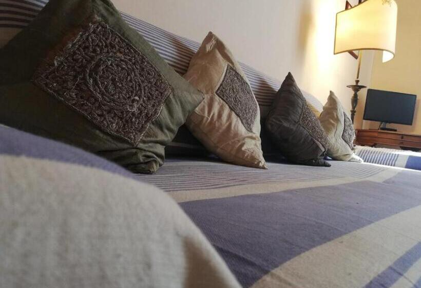 آپارتمان 2 خوابه, La Rosa Townhouse