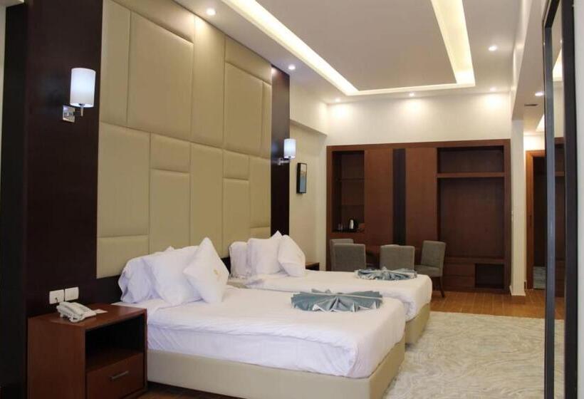 اتاق اساندارد با چشم‌انداز جانبی به دریا, Royal Jewel Al Raml
