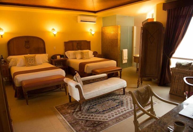 Номер Deluxe, Grand Hotel Tepatitlán