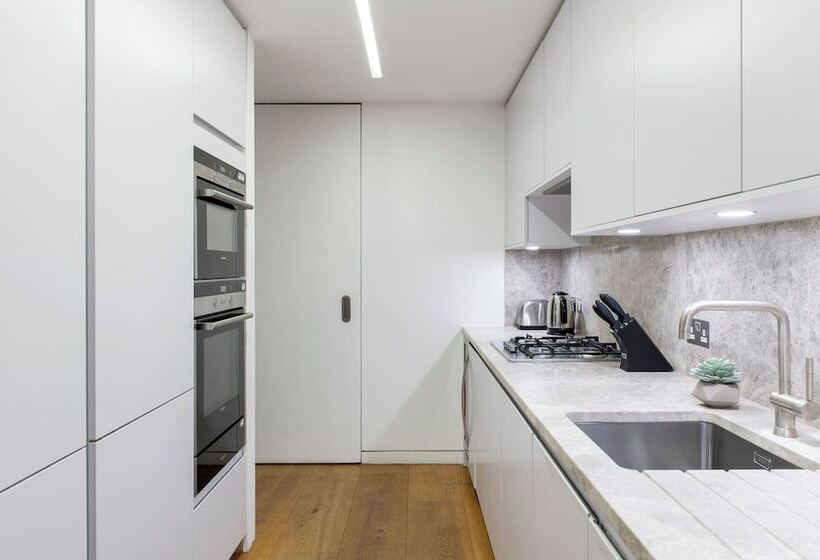 Апартаменты 2 Спальни, Cove Arne Street