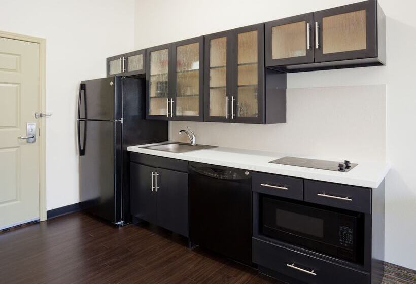 스탠다드 룸, Candlewood Suites Dickinson, An Ihg