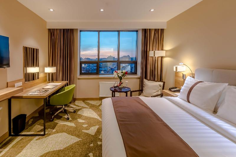 اتاق استاندارد با تخت بزرگ, Holiday Inn Ulaanbaatar, An Ihg