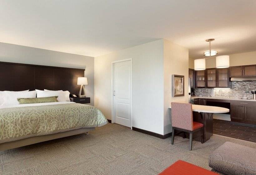适合残疾人士使用的套间, Staybridge Suites Midland By Ihg