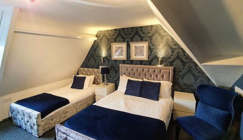 Люкс, The Clifton