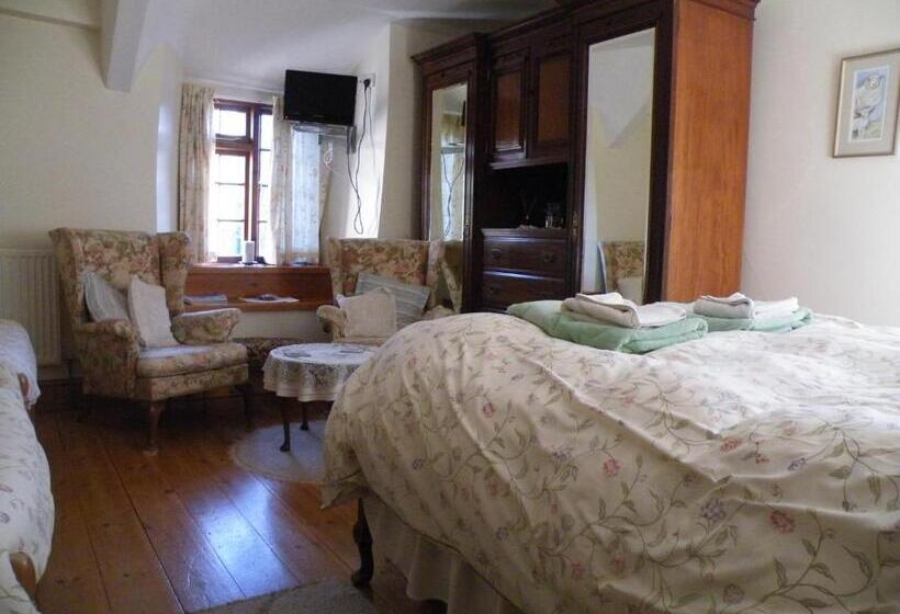 Семейный Номер, Burton Farmhouse