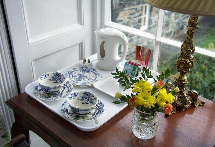 Стандартный Номер Кровать Кинг, Plas Gwyn B&b And Holiday Cottage